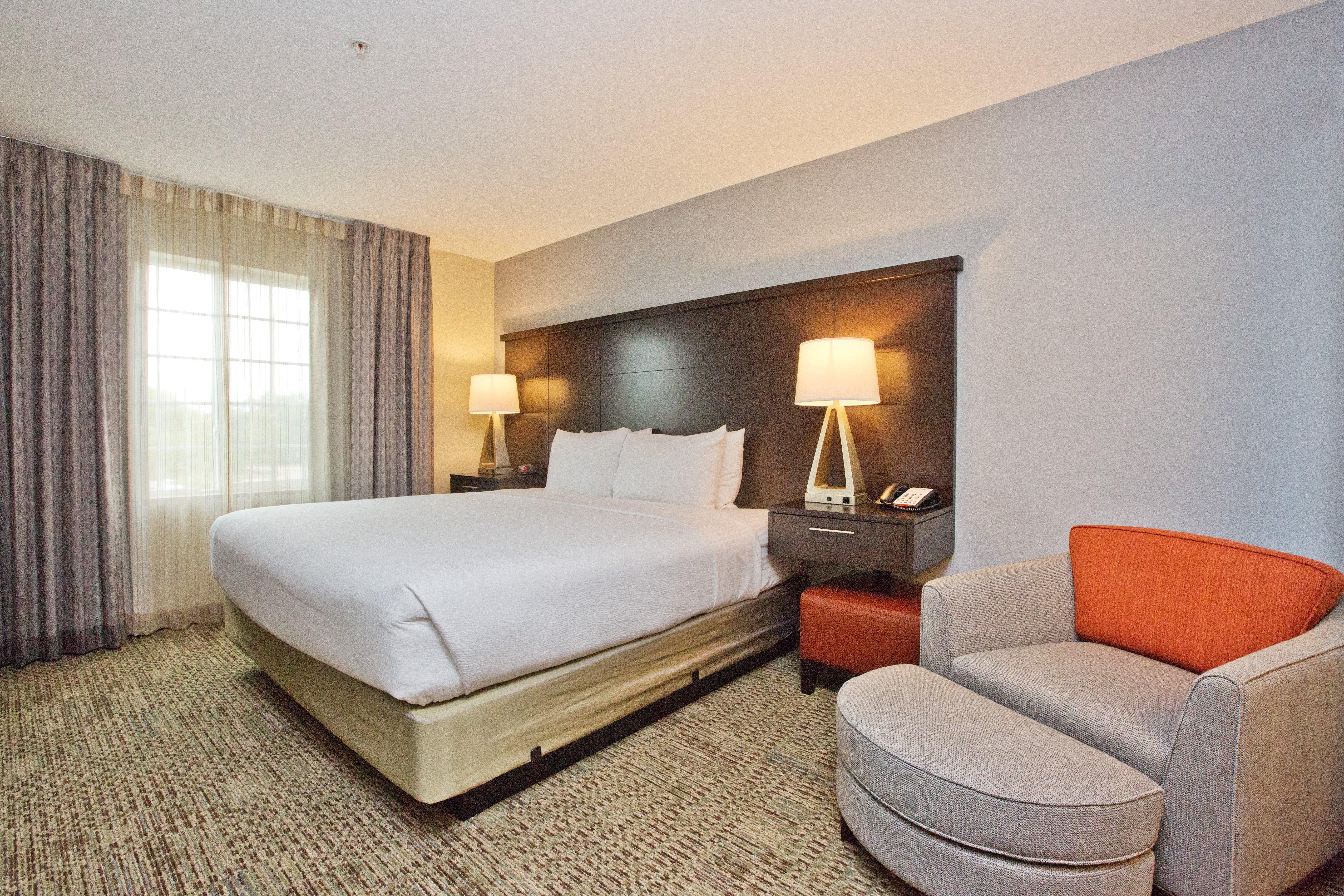 Staybridge Suites Austin South Interstate Hwy 35 By Ihg Экстерьер фото